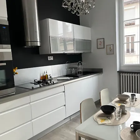 Les Carmes - Entier, Appartement, - France Apartment